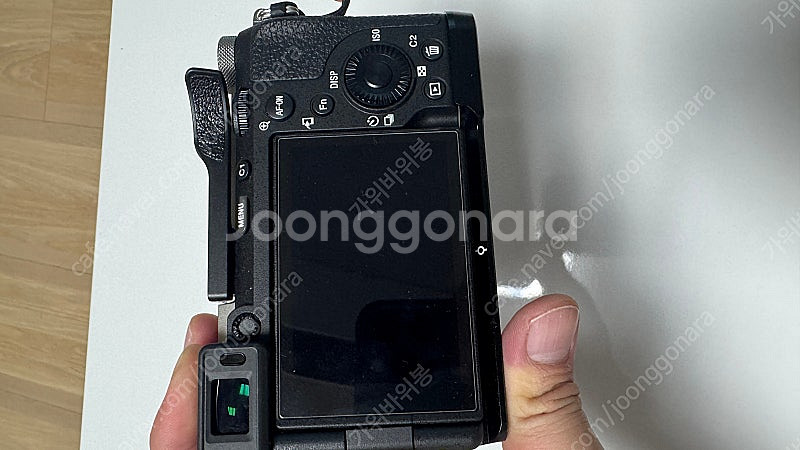 소니 풀프레임 미러리스 A7C2 실버, 렌즈 판매합니다--5